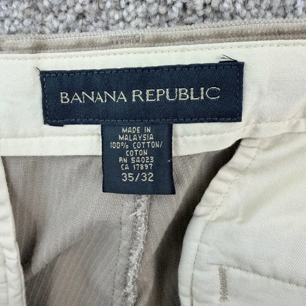 Banana Republic Size 35x32 Beige Corduroy Pants Flat Front Preppy Heritage